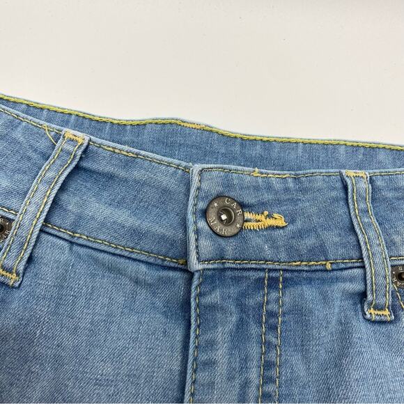Carmar Denim Olivia Shredded Shorts Medium Wash Denim Jean Booty Short Size 28 - Picture 3 of 10